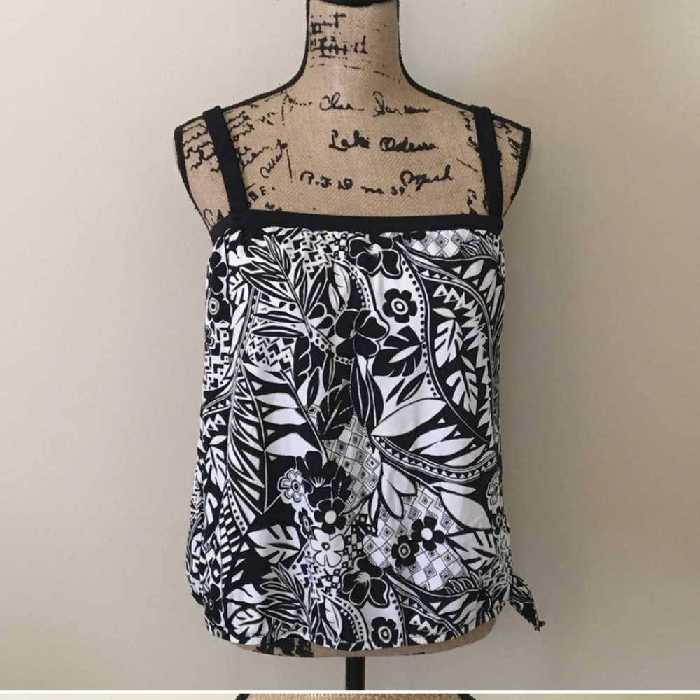 New Azuleby Maxine of Hollywood Swimsuit top sz18